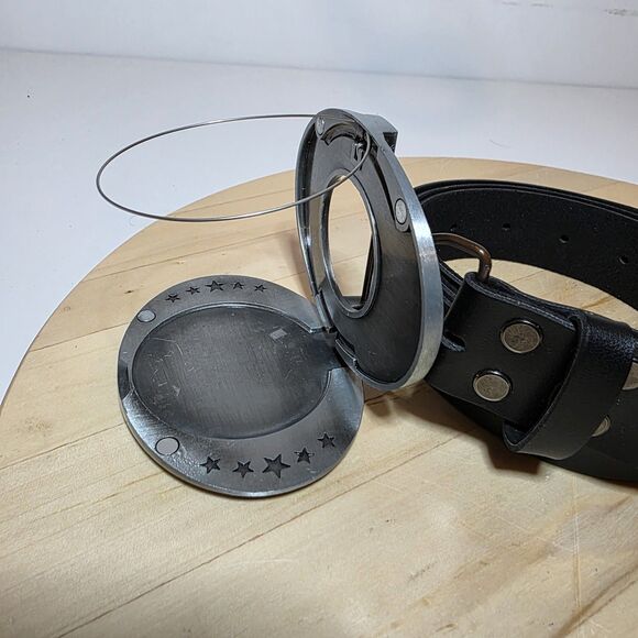 Bevbuckle Silver Tone American Flag Belt Buckle Drink Holder Oval Shaped - Picture 8 of 11